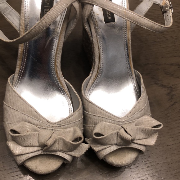 White House Black market￼ grey wedges - Picture 2 of 6